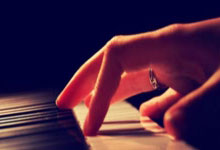 瑞士公开赛：国羽四冠两亚收官 翁泓阳陈雨菲登顶2025-03-24.